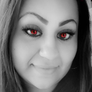 Meet your Posher, Adriana